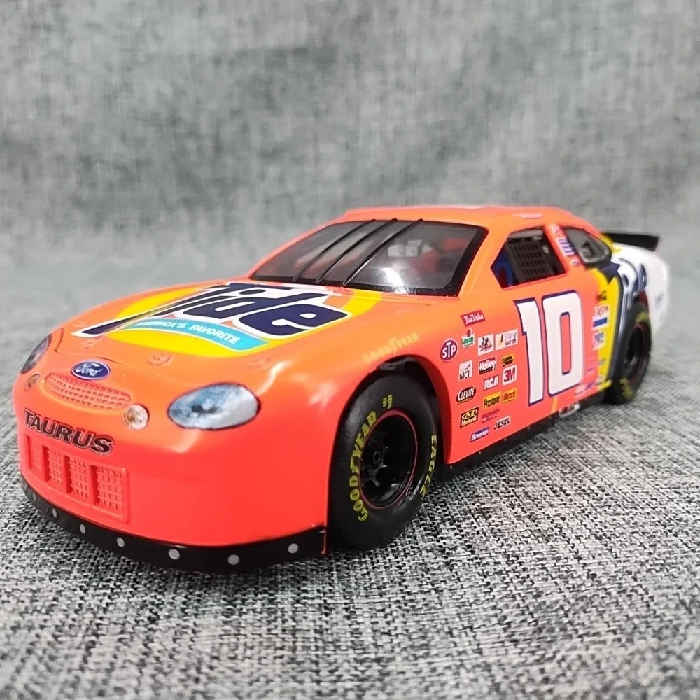 1:24 Diecast Racing Champions Signature Driver Series Nascar Ricky Rudd #10 Tide